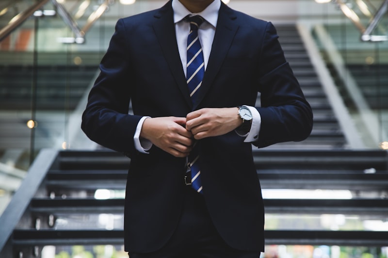 Profesional en entorno corporativo administrativo